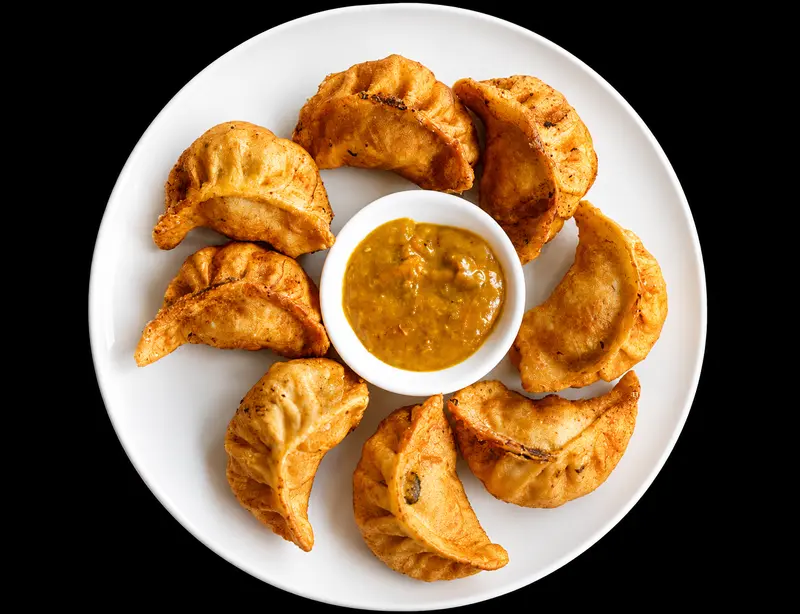 Vegetable Fried Momo (11 pcs)