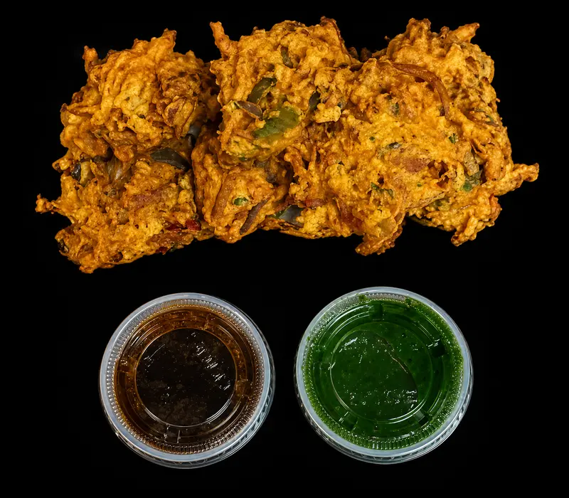 Vegetable Pakoda (6 pcs)